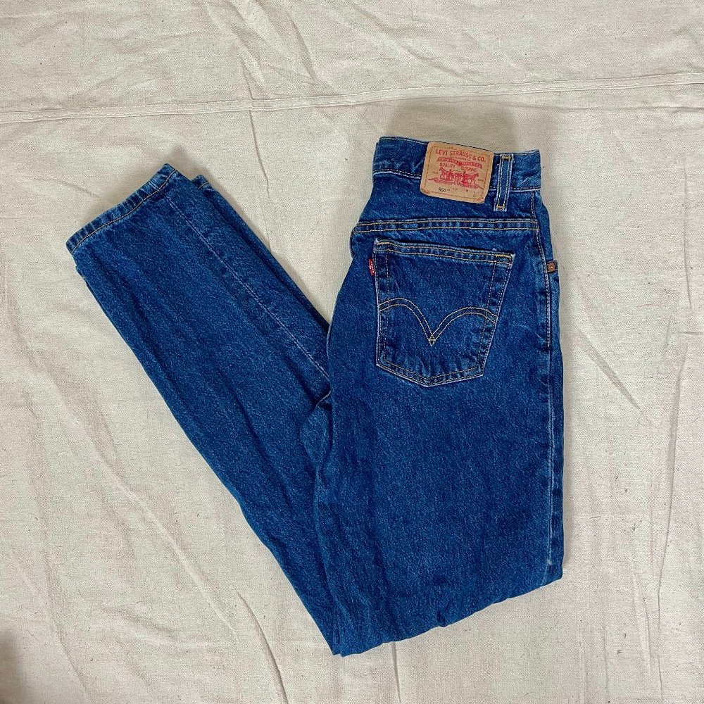 Levi's High-Rise Relaxed 550 Tapered Ankle Jean